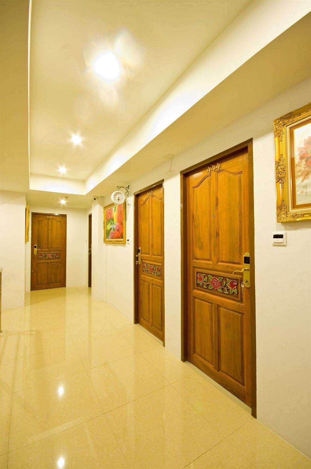 Richly Villa Banguecoque Exterior foto